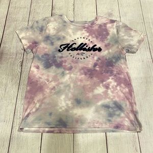 Hollister T-shirt, size medium
